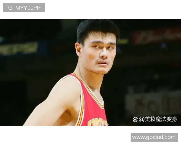 姚明在篮球场上的笨重身姿如何影响他的技术与表现分析 姚明在篮球场上的笨重身姿如何影响他的技术与表现分析