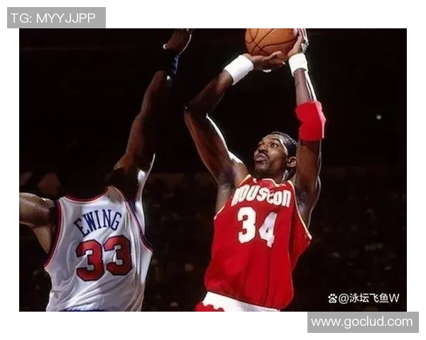 姚明虽无弹跳却以智慧与技巧征服篮球场的传奇故事