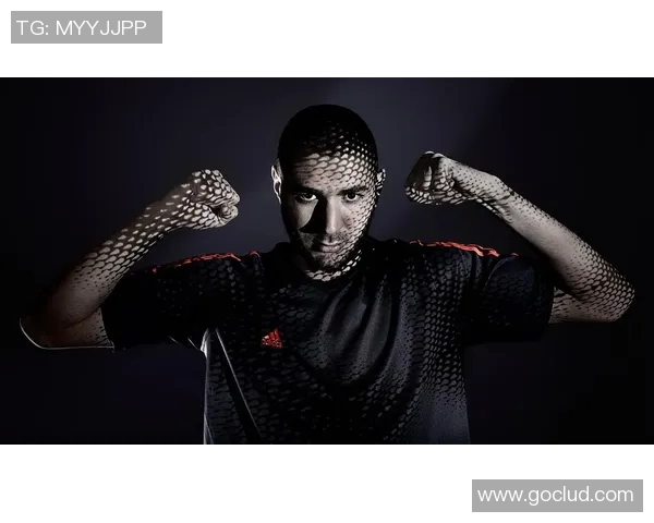 足球明星优雅西装造型大赏展现球场外的时尚魅力与个人风格 足球明星优雅西装造型大赏展现球场外的时尚魅力与个人风格