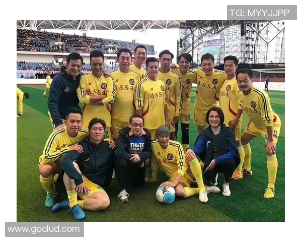 香港足球明星队激情对决现场盛况回顾与精彩瞬间分享